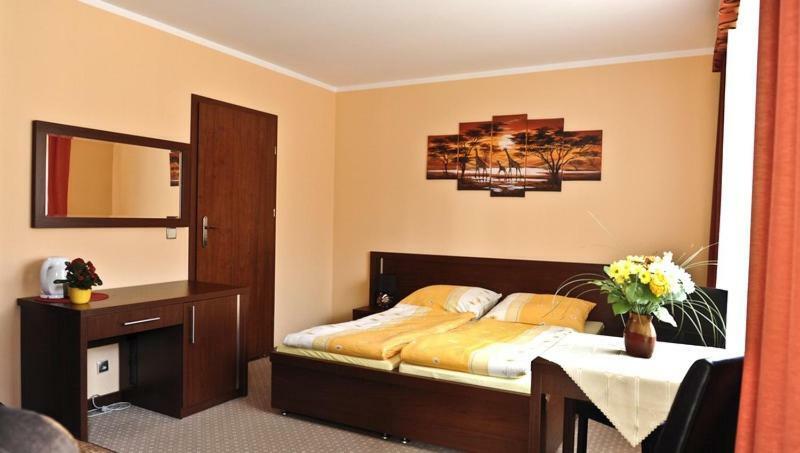 Villa Carmen Мендзиводзе Екстериор снимка